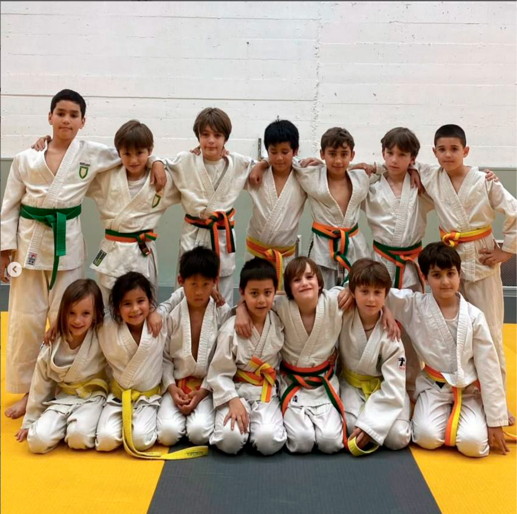 18 medallas en el Torneo San Isidro "Angel Claveras". Villanueva de Gallego 10-05-25